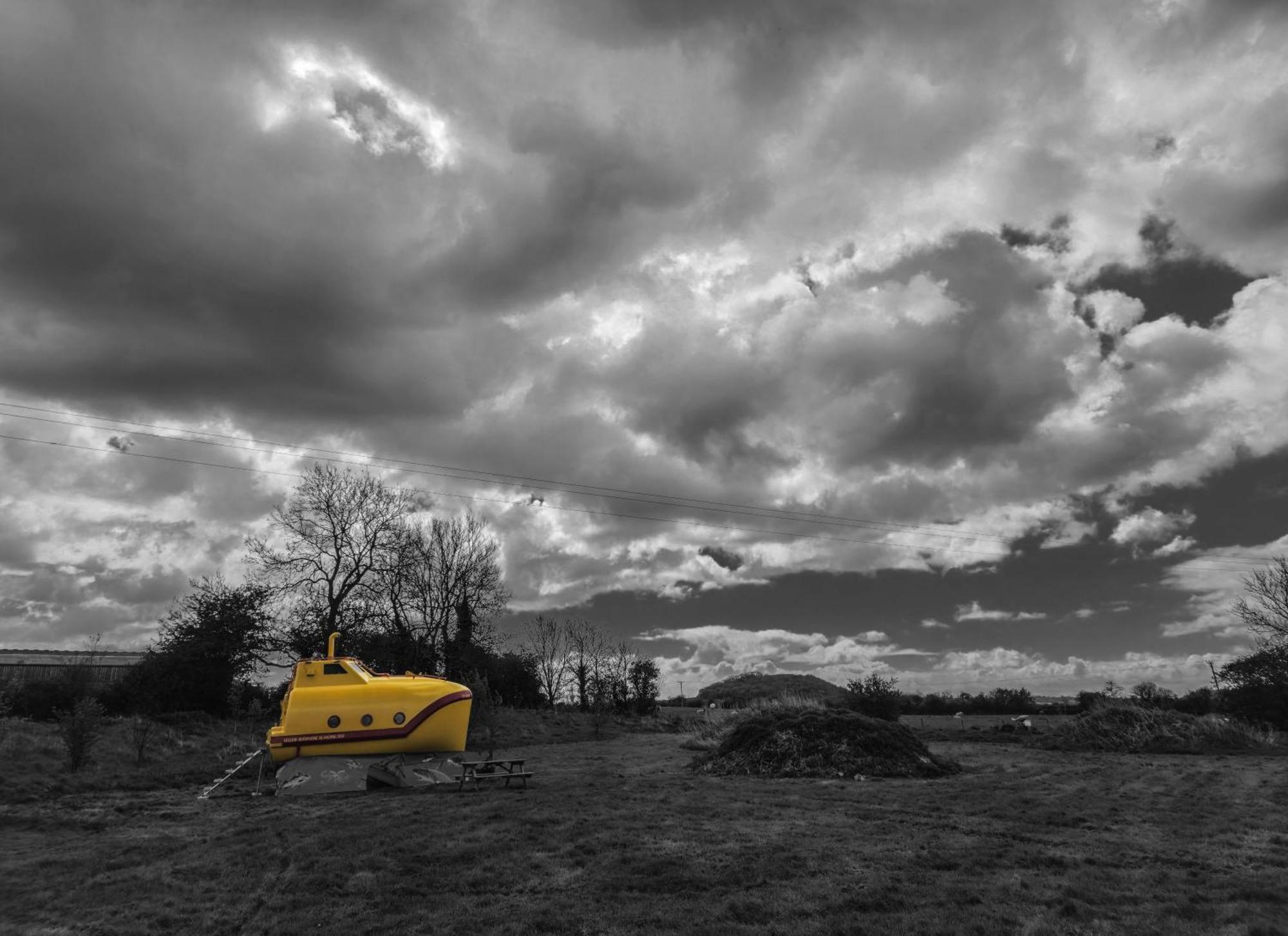 The Yellow Submarine Чеддер Экстерьер фото